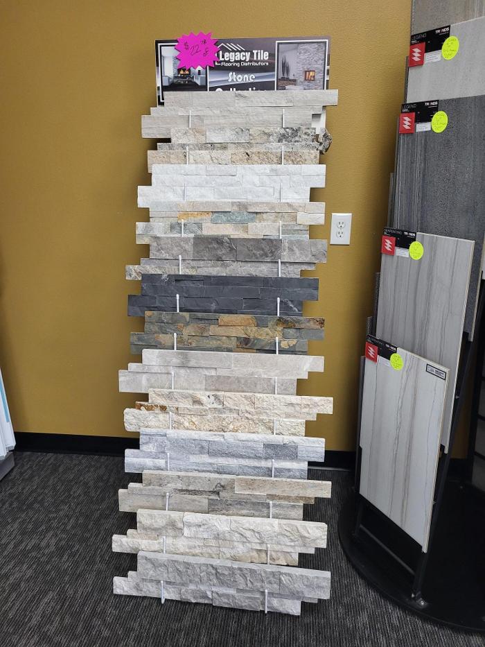 Davis Home Furnishings & Flooring Image