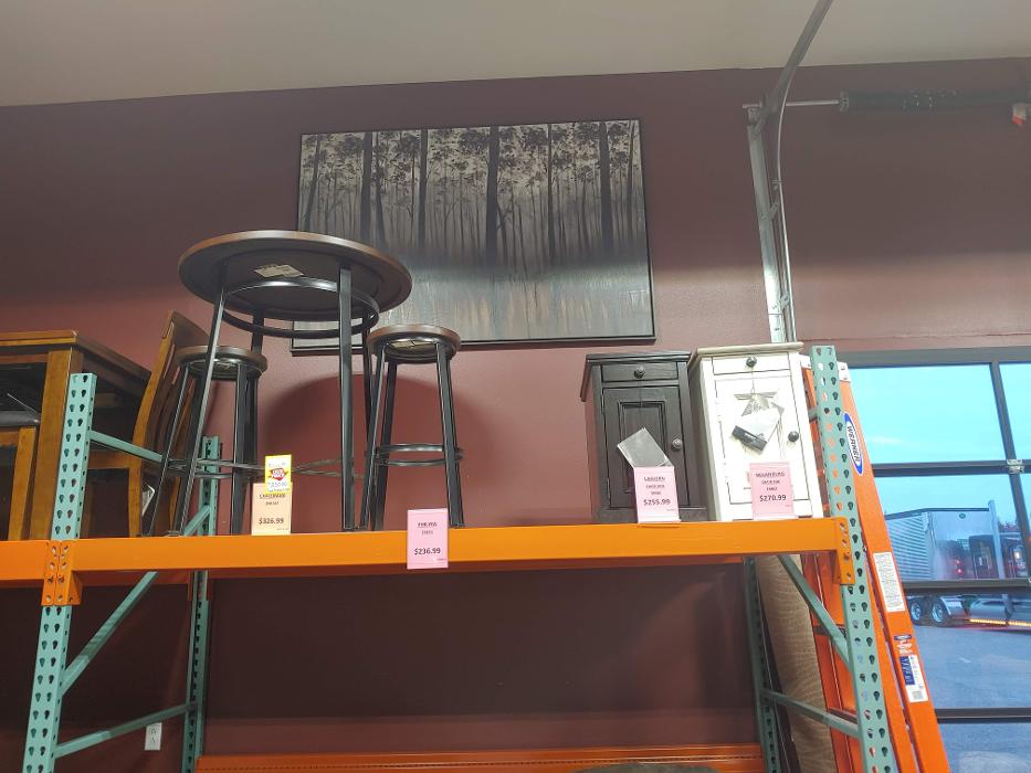 Davis Home Furnishings & Flooring Image