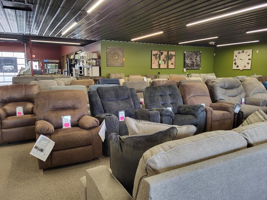 Davis Home Furnishings & Flooring Image