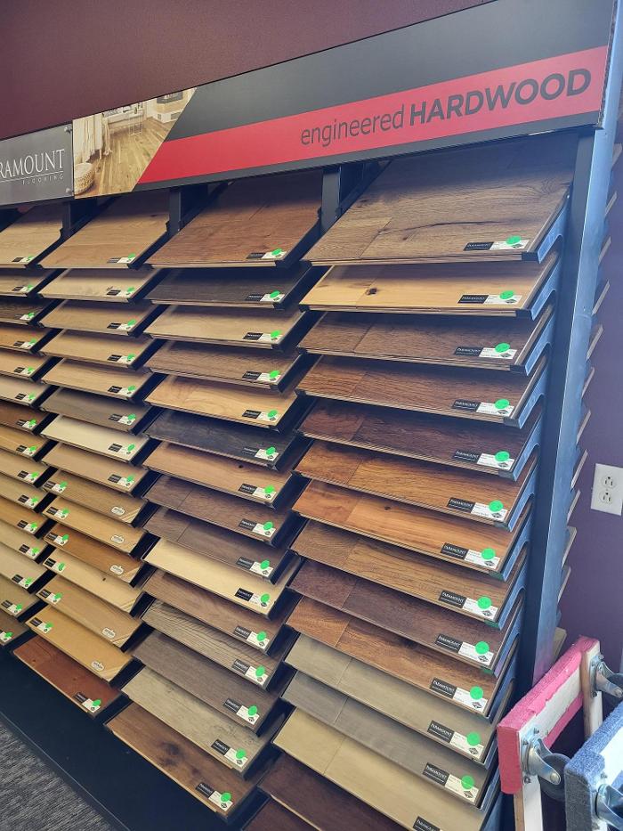 Davis Home Furnishings & Flooring Image