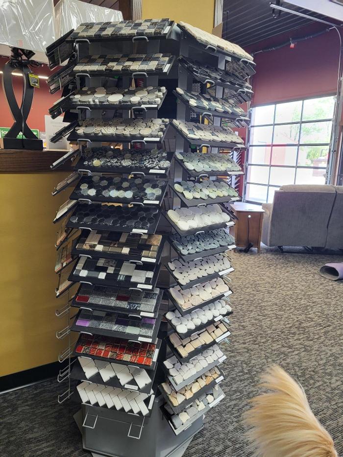 Davis Home Furnishings & Flooring Image