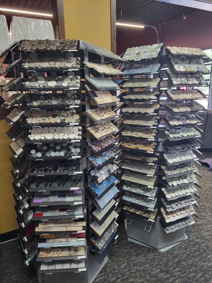 Davis Home Furnishings & Flooring Image