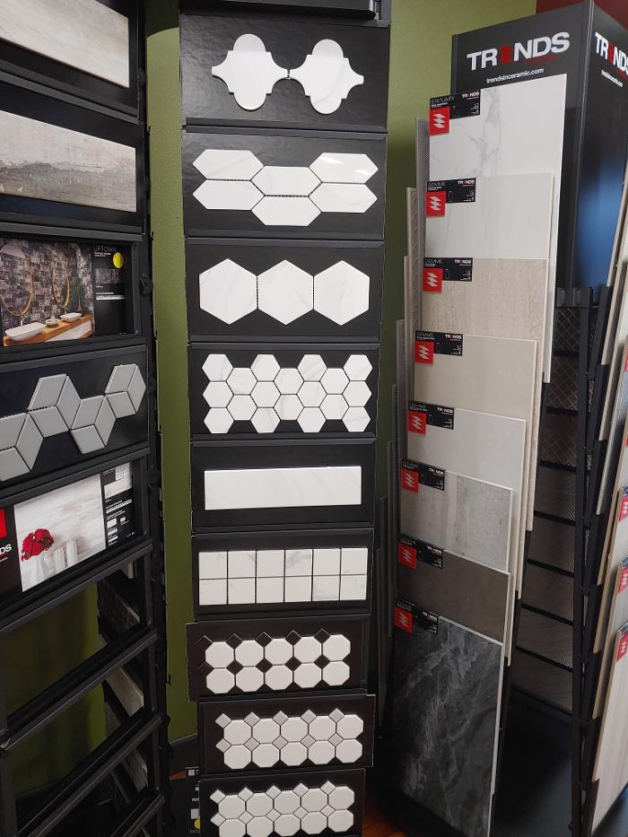 Davis Home Furnishings & Flooring Image