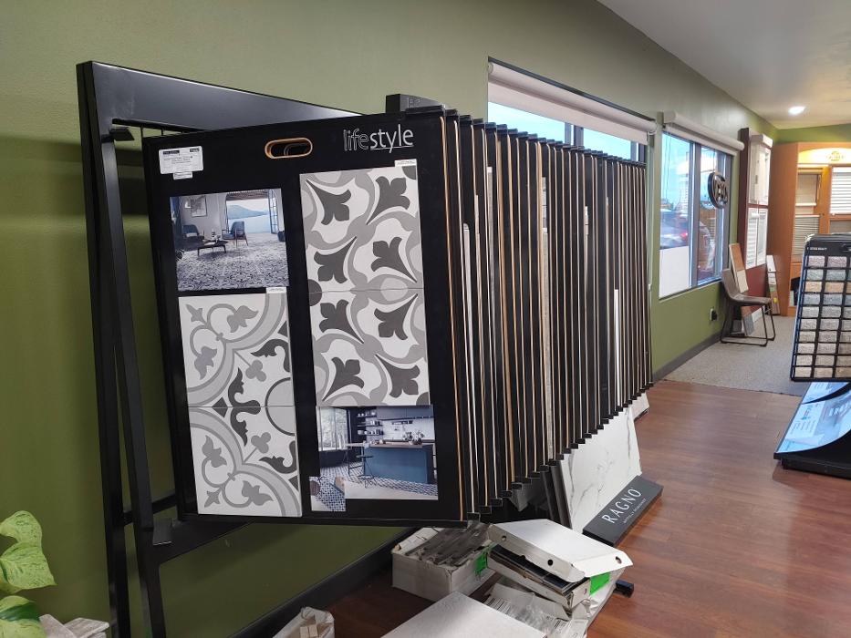 Davis Home Furnishings & Flooring Image