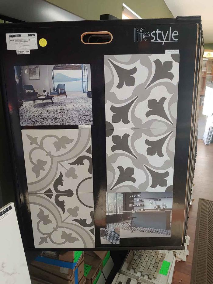 Davis Home Furnishings & Flooring Image