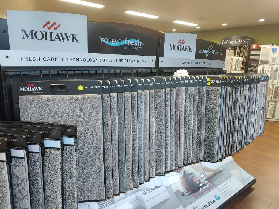 Davis Home Furnishings & Flooring Image