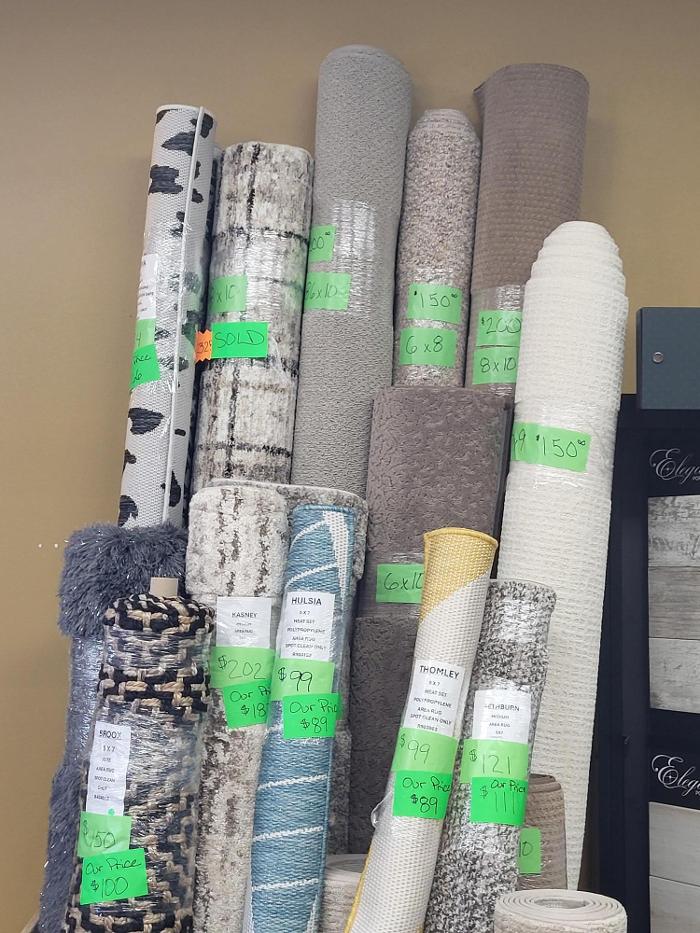 Davis Home Furnishings & Flooring Image