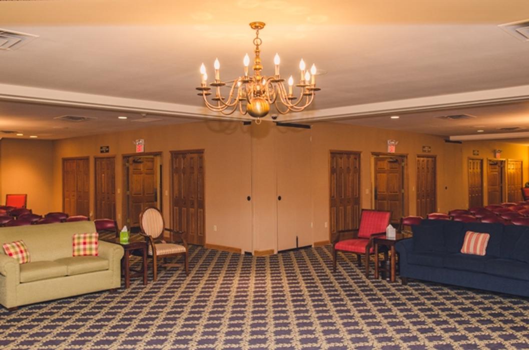 Daniels Family Funeral Home & Crematory - Burlington, WI