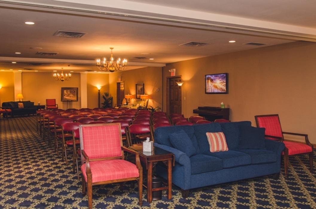 Daniels Family Funeral Home & Crematory - Burlington, WI