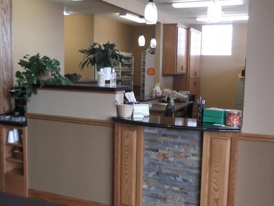 Gravon's Natural Chiropractic Center - Worthington, MN