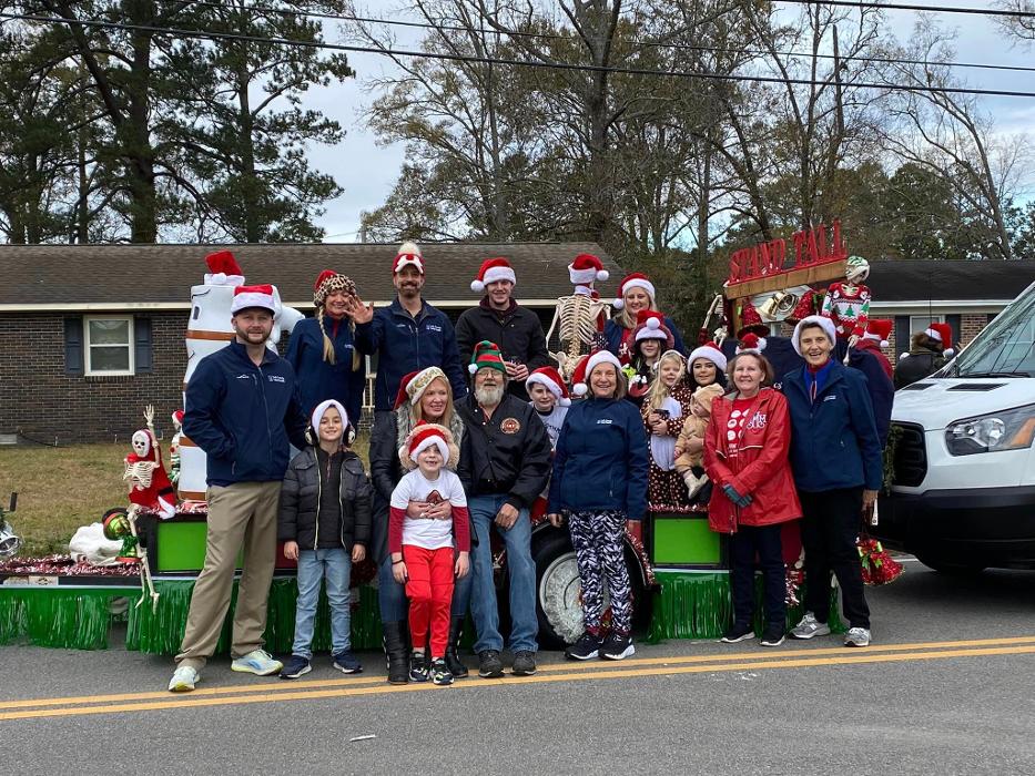 Falk Family Total Health Logo