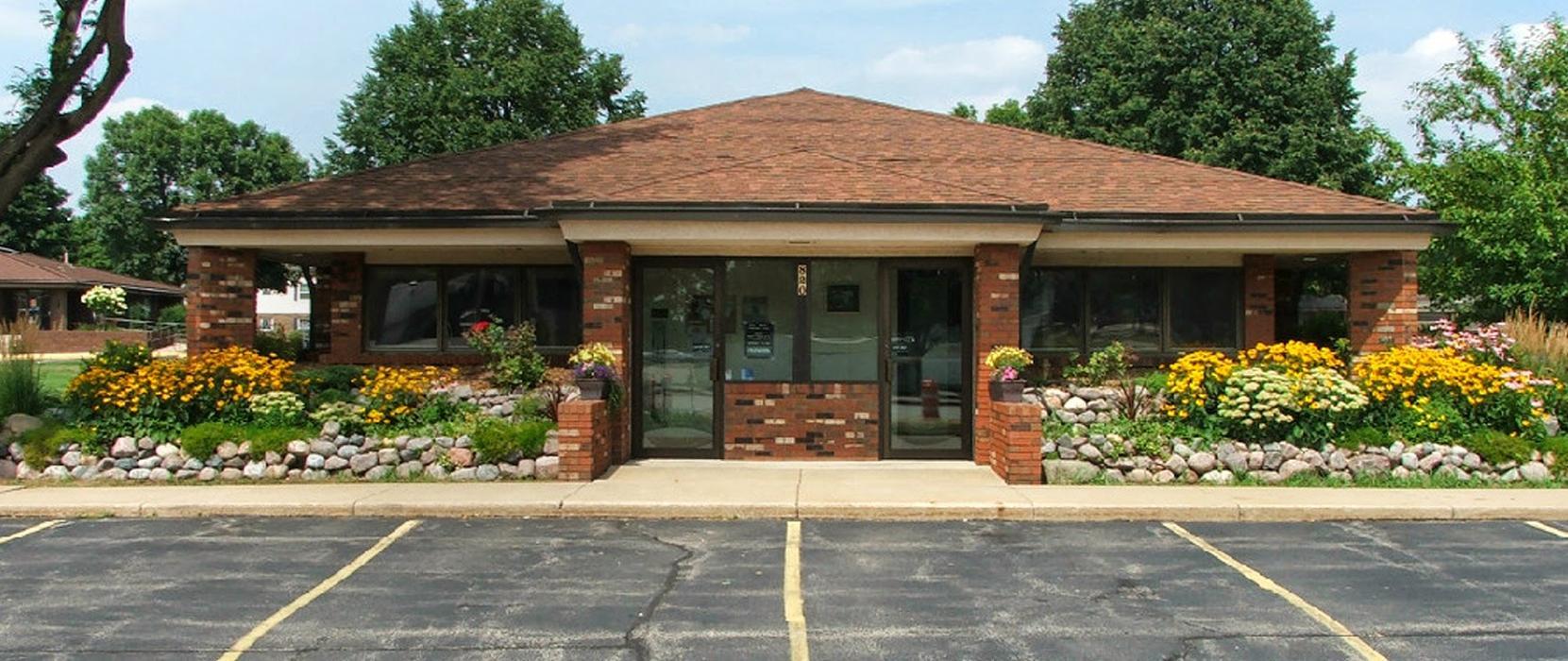 Apple Valley Veterinary Clinic Image