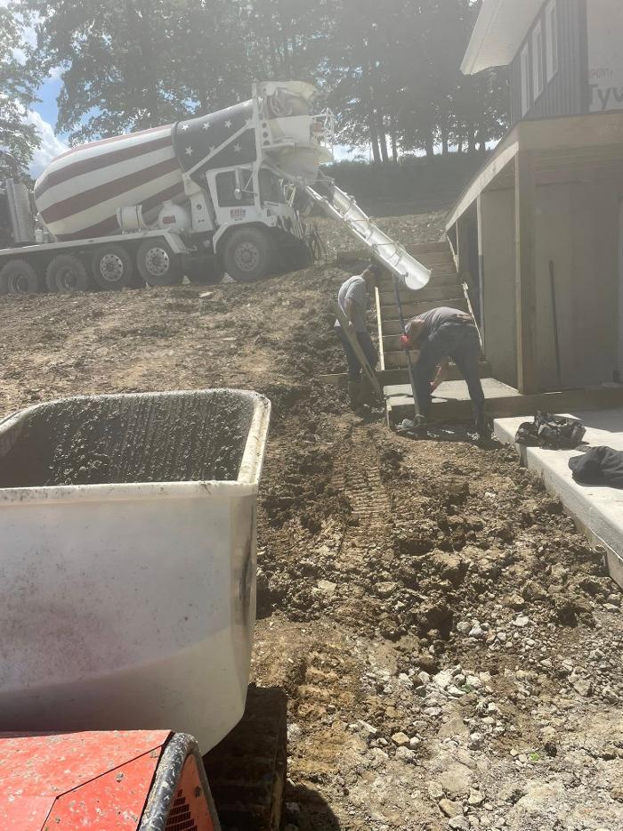 Ellis Brothers Concrete Inc - Mount Vernon, OH