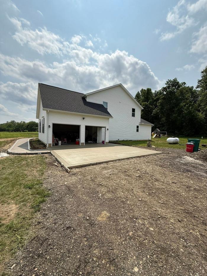 Ellis Brothers Concrete Inc - Mount Vernon, OH