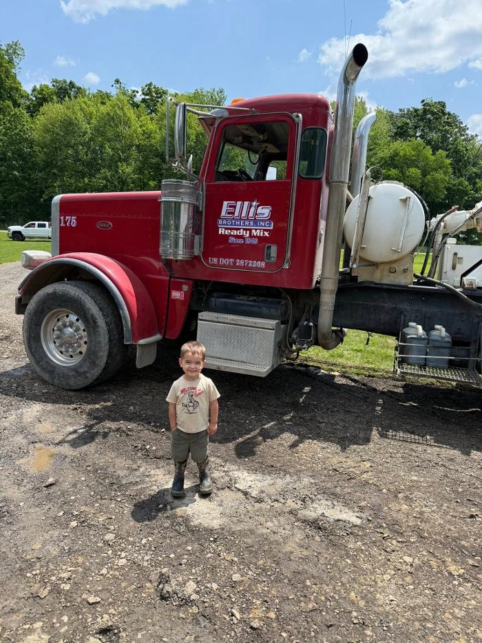 Ellis Brothers Concrete Inc - Mount Vernon, OH