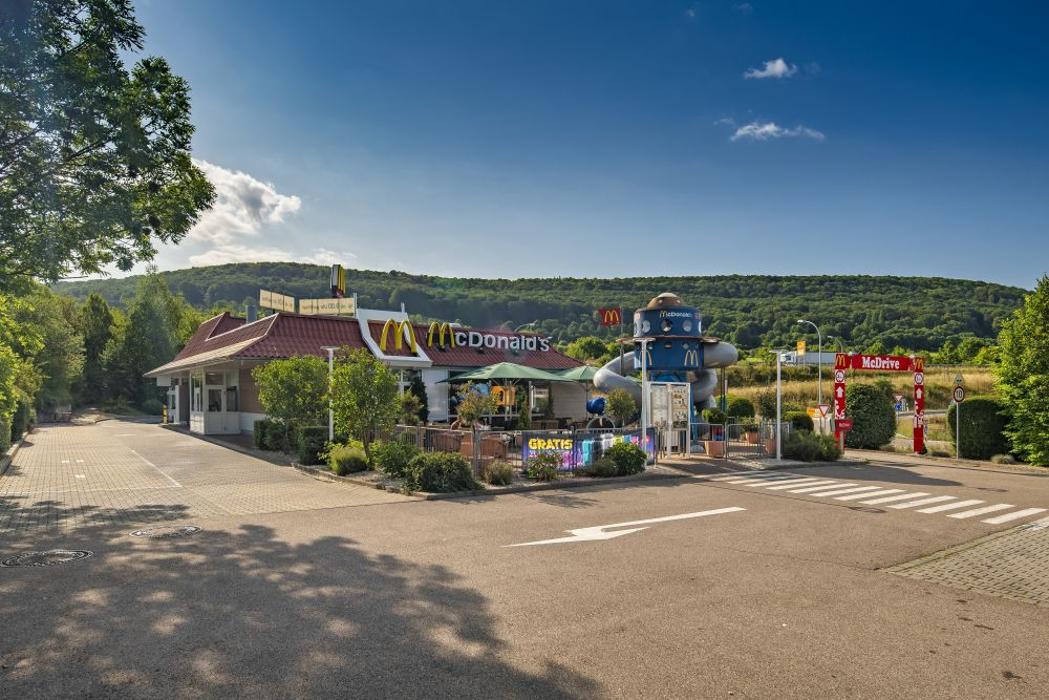 McDonald's, Augsburger Straße in Weißenburg in Bayern