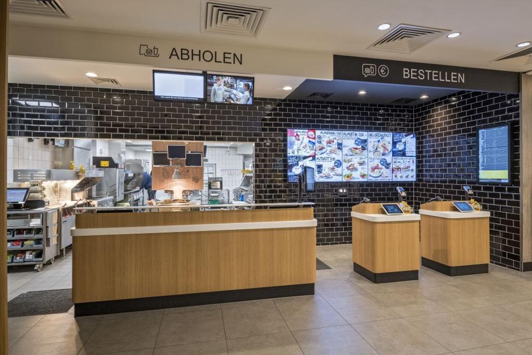 McDonald's, Otto-Hahn-Str. in Neu-Ulm