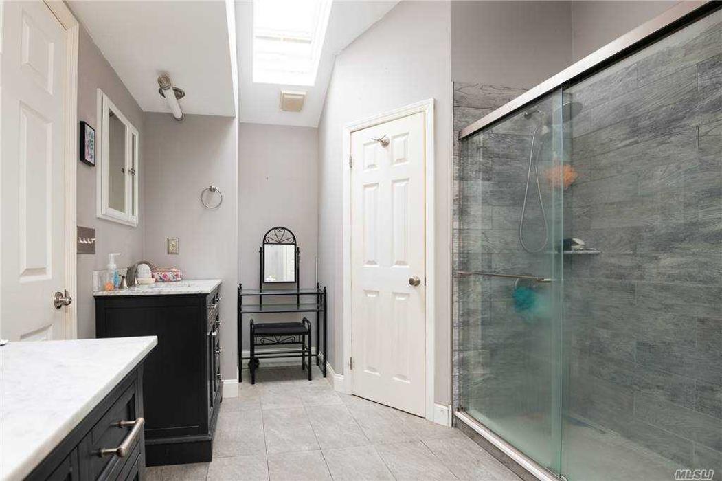 CENTURY 21 Anchor Real Estate - Patchogue, NY