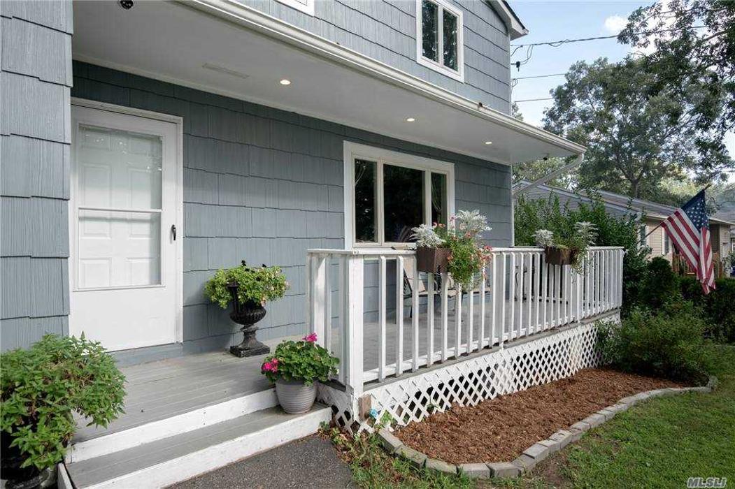 CENTURY 21 Anchor Real Estate - Patchogue, NY