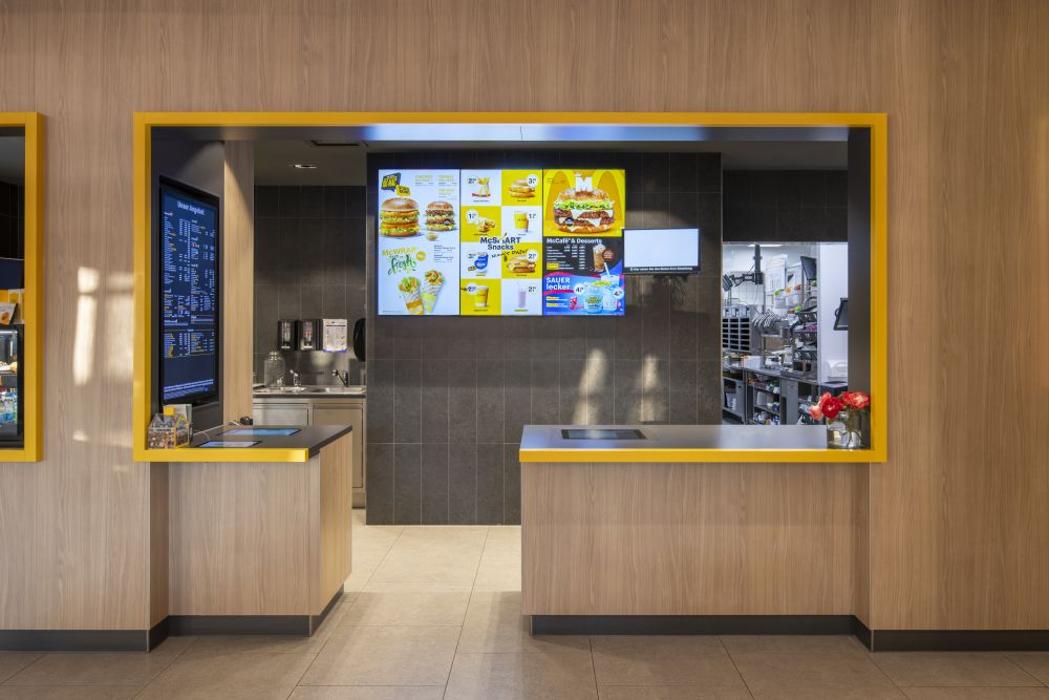 McDonald's, Defreggerweg in Regensburg
