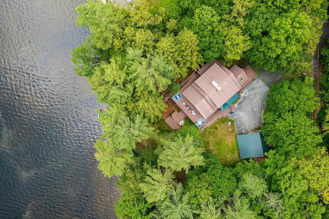 Vanessa Stone Real Estate, LLC - Enfield, NH