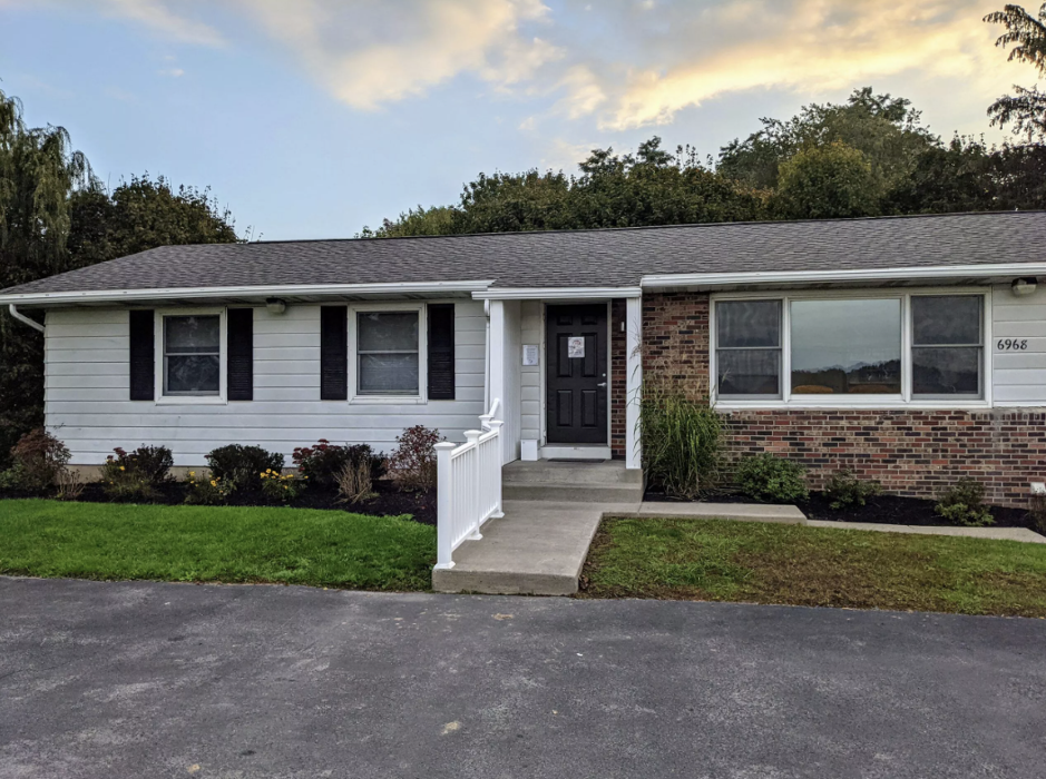 Chestnut Ridge Animal Clinic Image