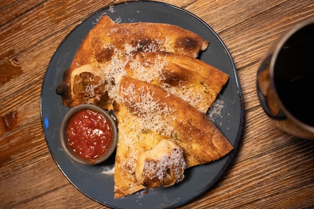 Pedro's Pizza Lounge - Hudson, WI
