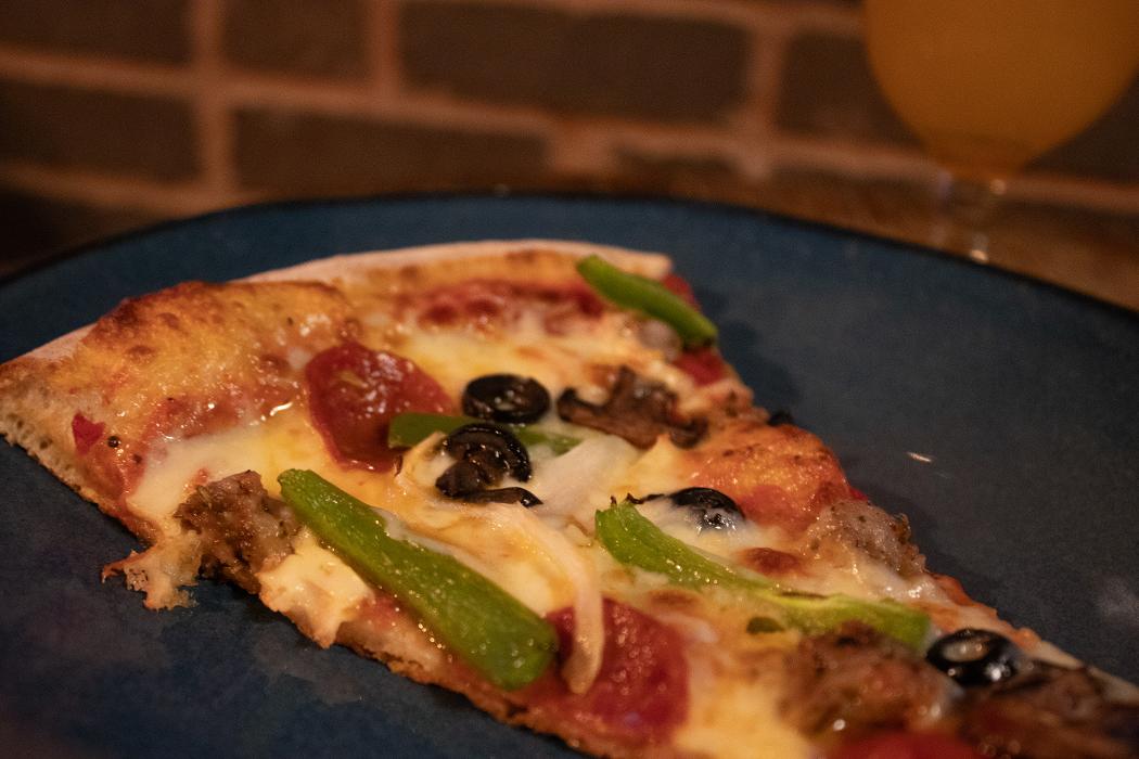 Pedro's Pizza Lounge - Hudson, WI