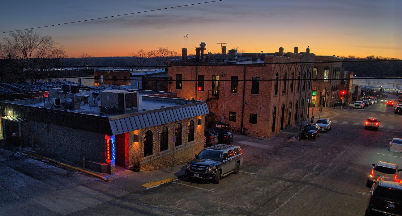 Pedro's Pizza Lounge - Hudson, WI