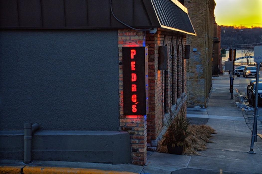 Pedro's Pizza Lounge - Hudson, WI