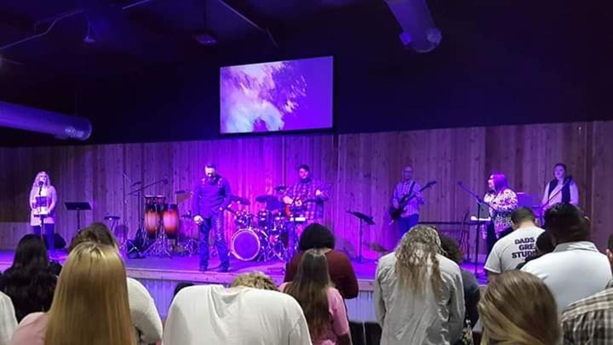 Crossing Fellowship Community Church - Azle, TX
