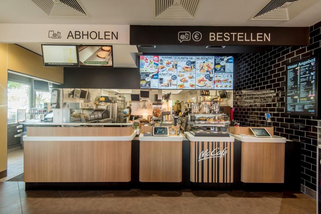 McDonald's, Magdeburger Chaussee in Burg (bei Magdeburg)