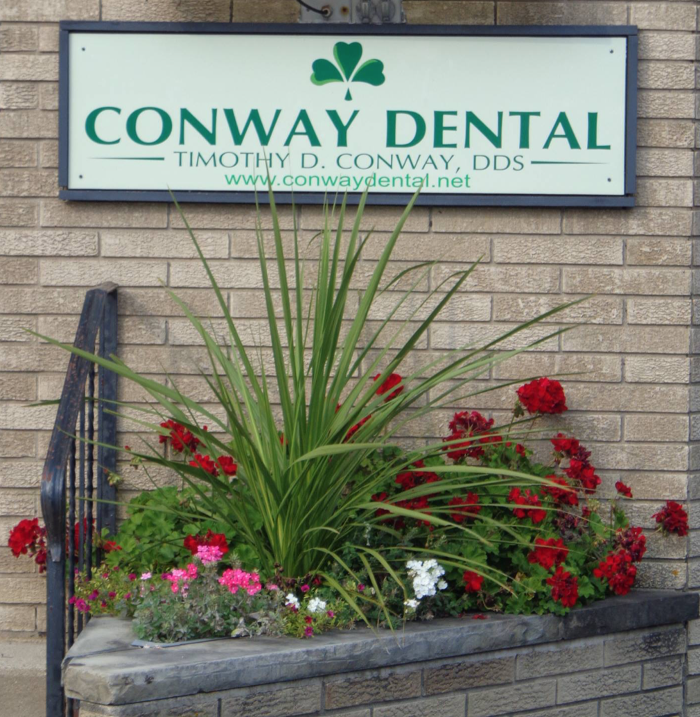 Conway Dental Logo