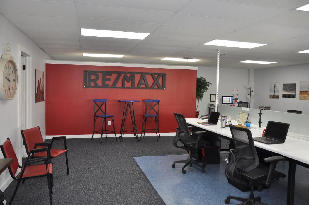 RE/MAX Hometown - Pampa, TX