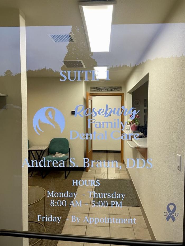 Roseburg Family Dental Care Image