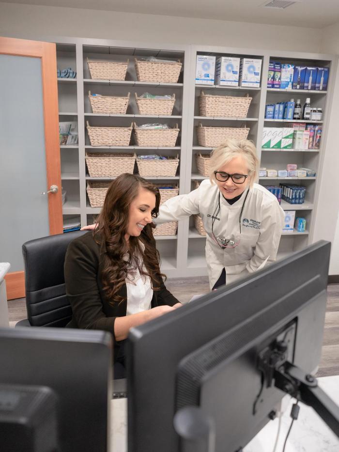 Roseburg Family Dental Care Image