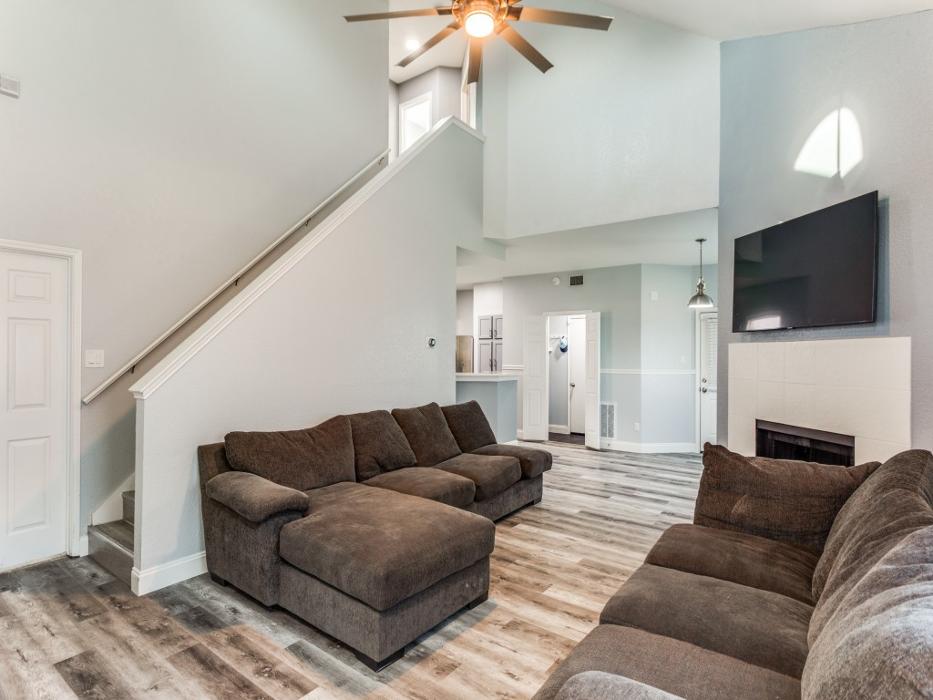 Trinity Group Realty - Azle, TX