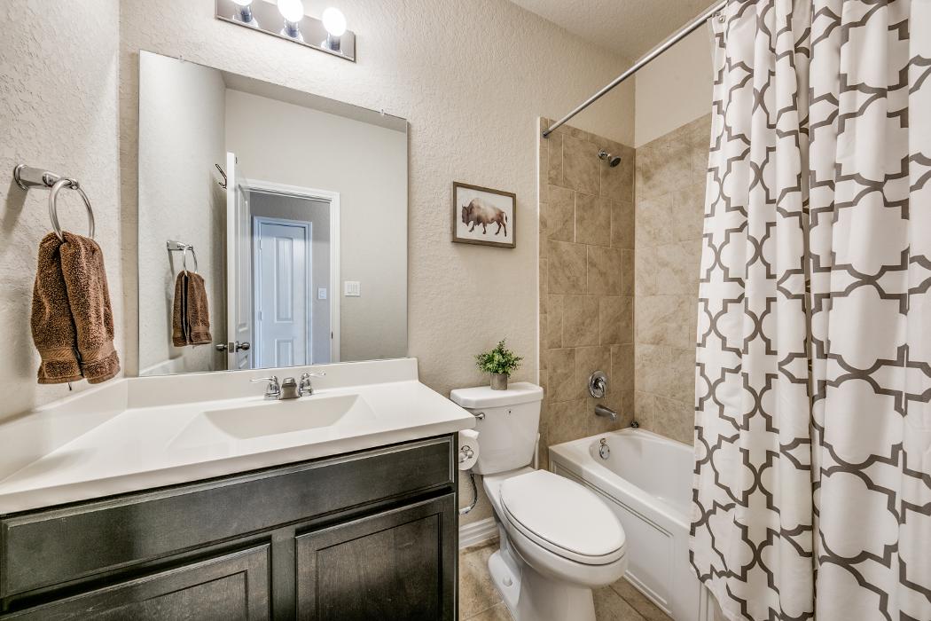 TDY Haven Crash Pad - Schertz, TX