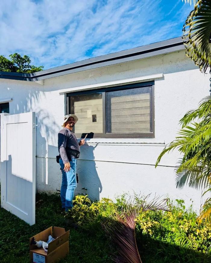 GM Door Window and Screen - Fort Lauderdale, FL