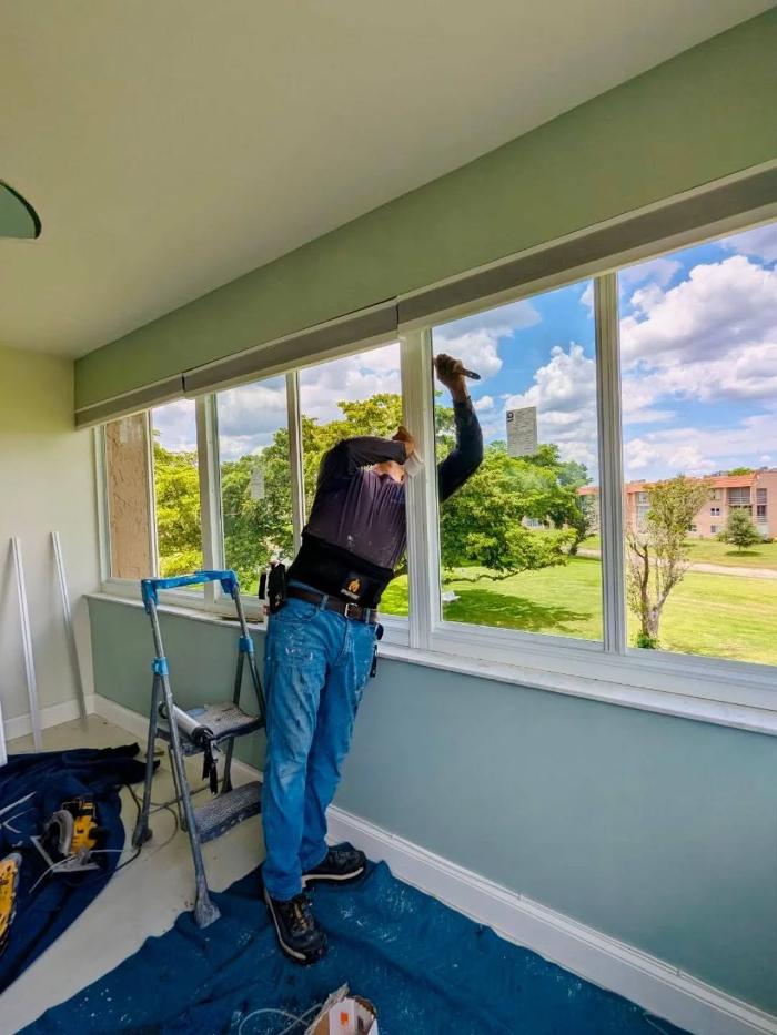 GM Door Window and Screen - Fort Lauderdale, FL