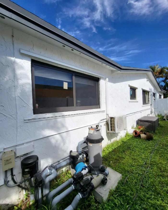 GM Door Window and Screen - Fort Lauderdale, FL