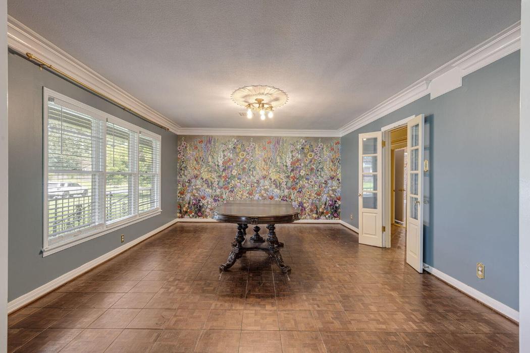 Century 21 Delia Realty Group - Leesville, LA