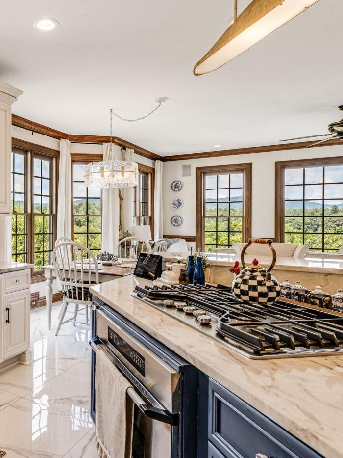 Century 21 Delia Realty Group - Leesville, LA