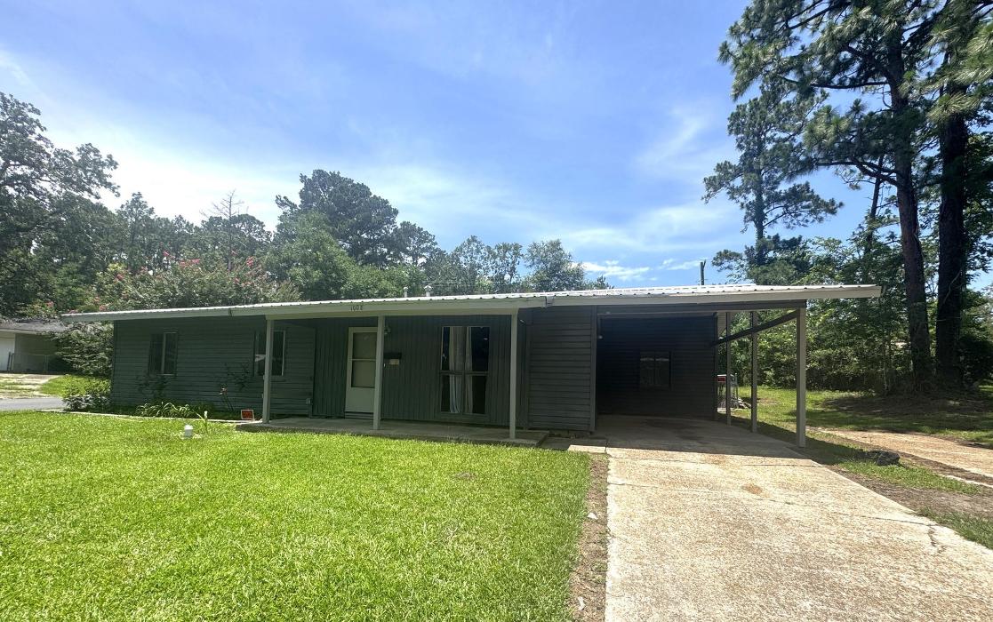 Century 21 Delia Realty Group - Leesville, LA