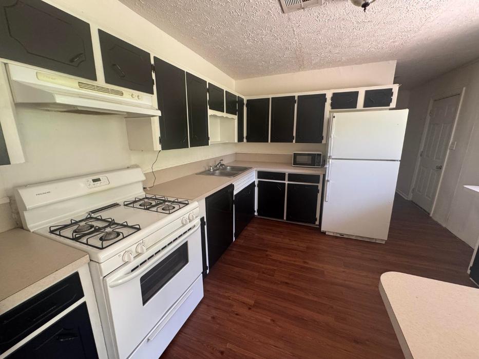 Century 21 Delia Realty Group - Leesville, LA