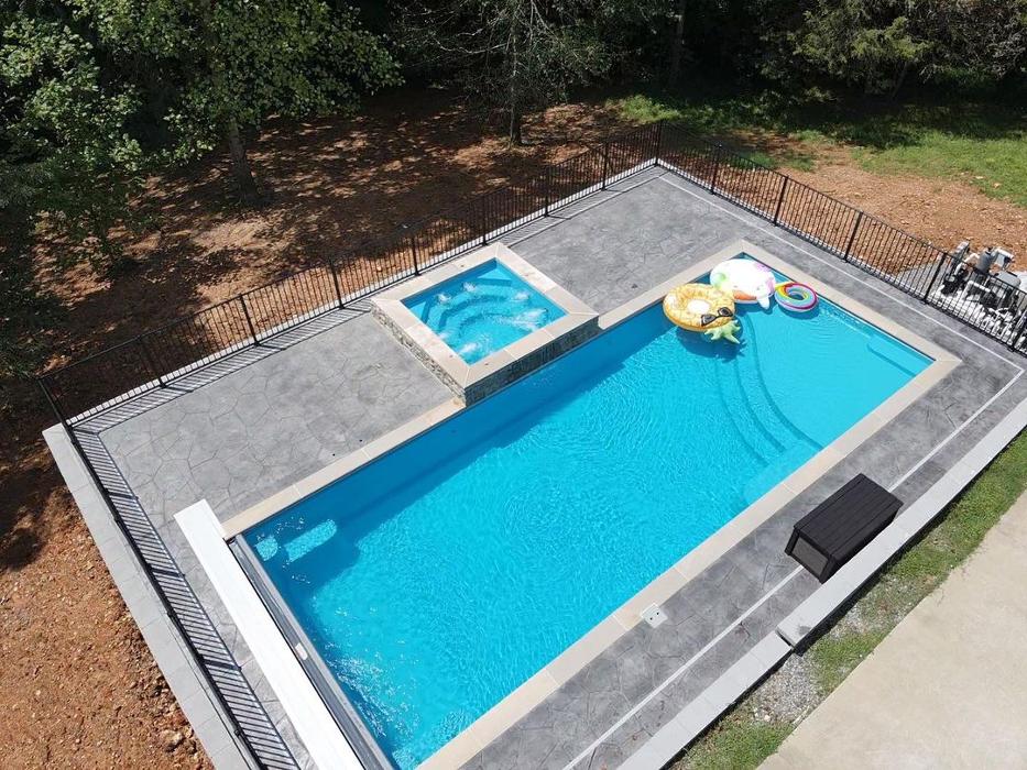 Hutch Pools - White House, TN