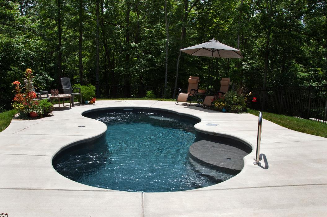 Hutch Pools - White House, TN