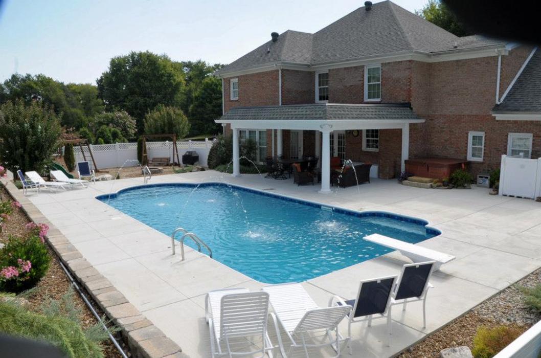 Hutch Pools - White House, TN