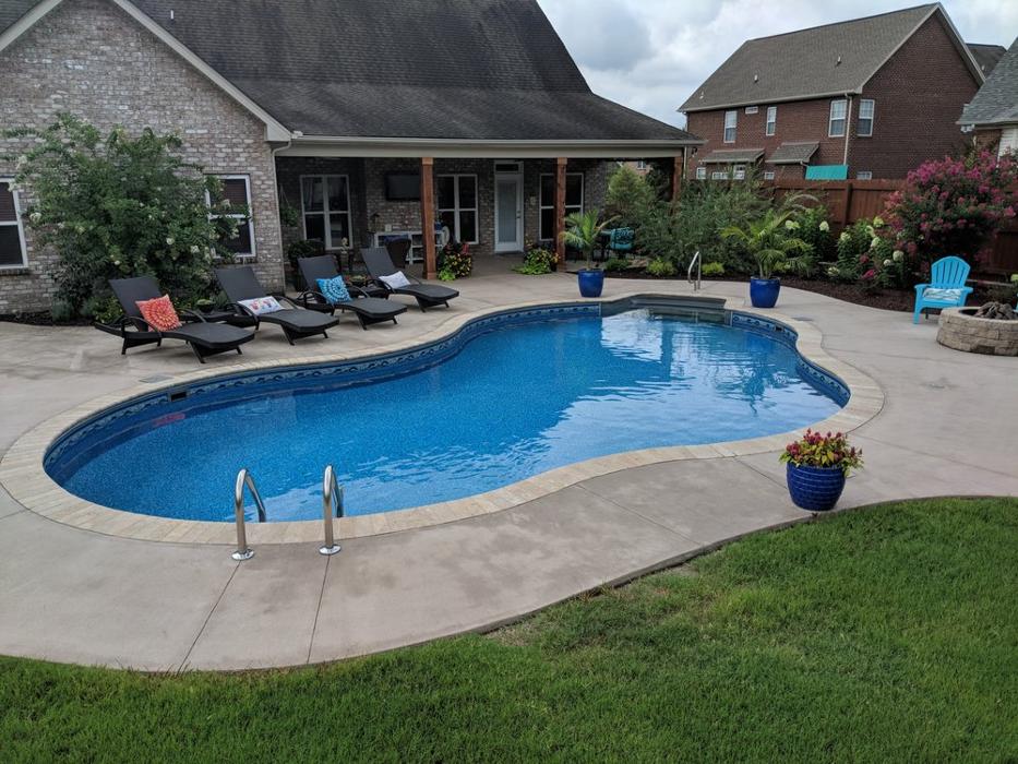 Hutch Pools - White House, TN