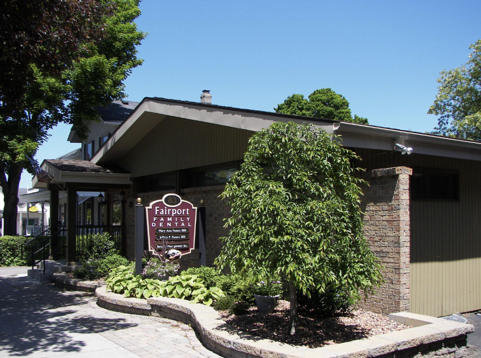 Fairport Family Dental Image